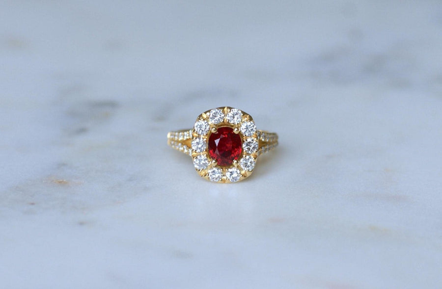 Bague Marguerite Spinelle Entourage Diamants - Galerie Pénélope