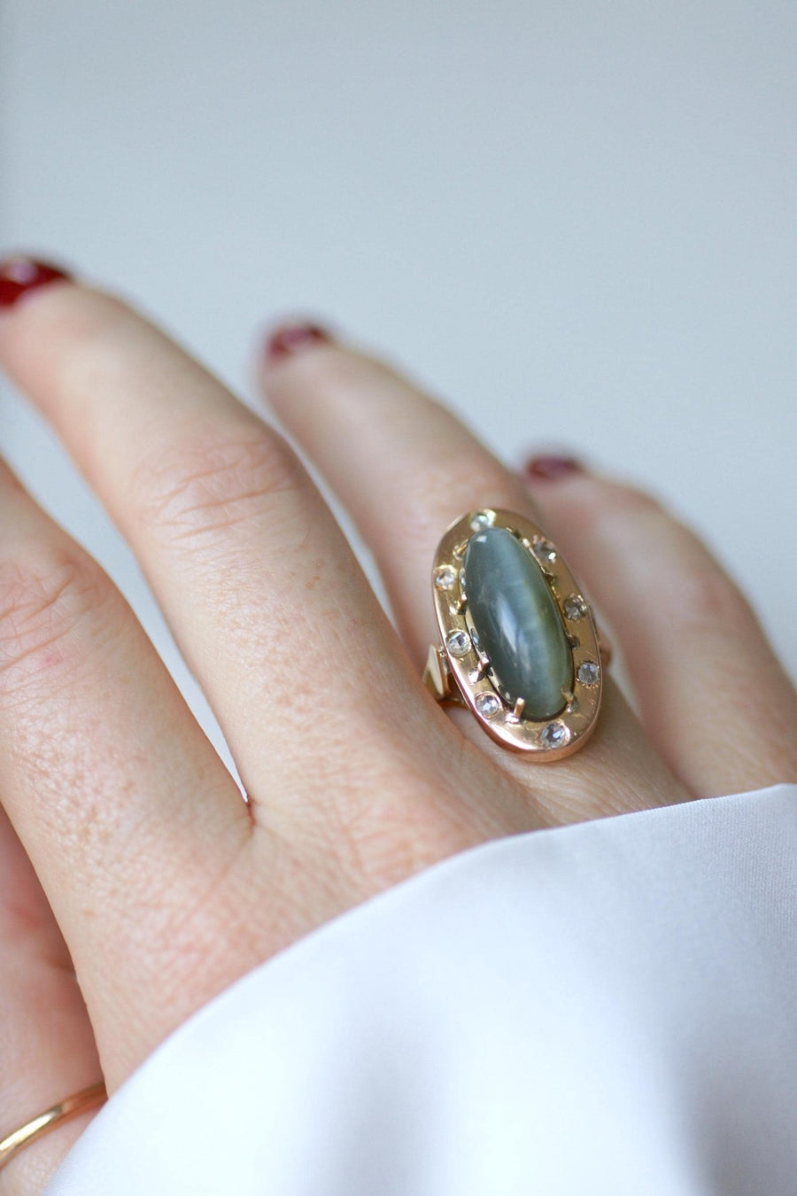 Bague Marquise Oeil de Chat et Diamants sur Or Rose - Galerie Pénélope