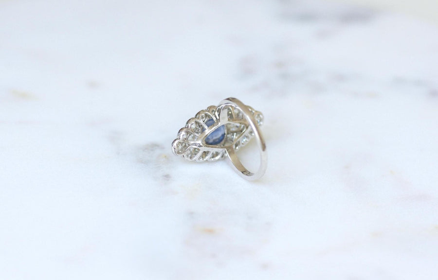 Bague Marquise Saphir de Ceylan 2.20 Cts et Diamants - Galerie Pénélope