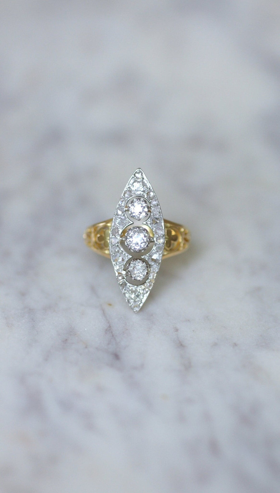 Bague marquise trèfle diamants - Galerie Pénélope