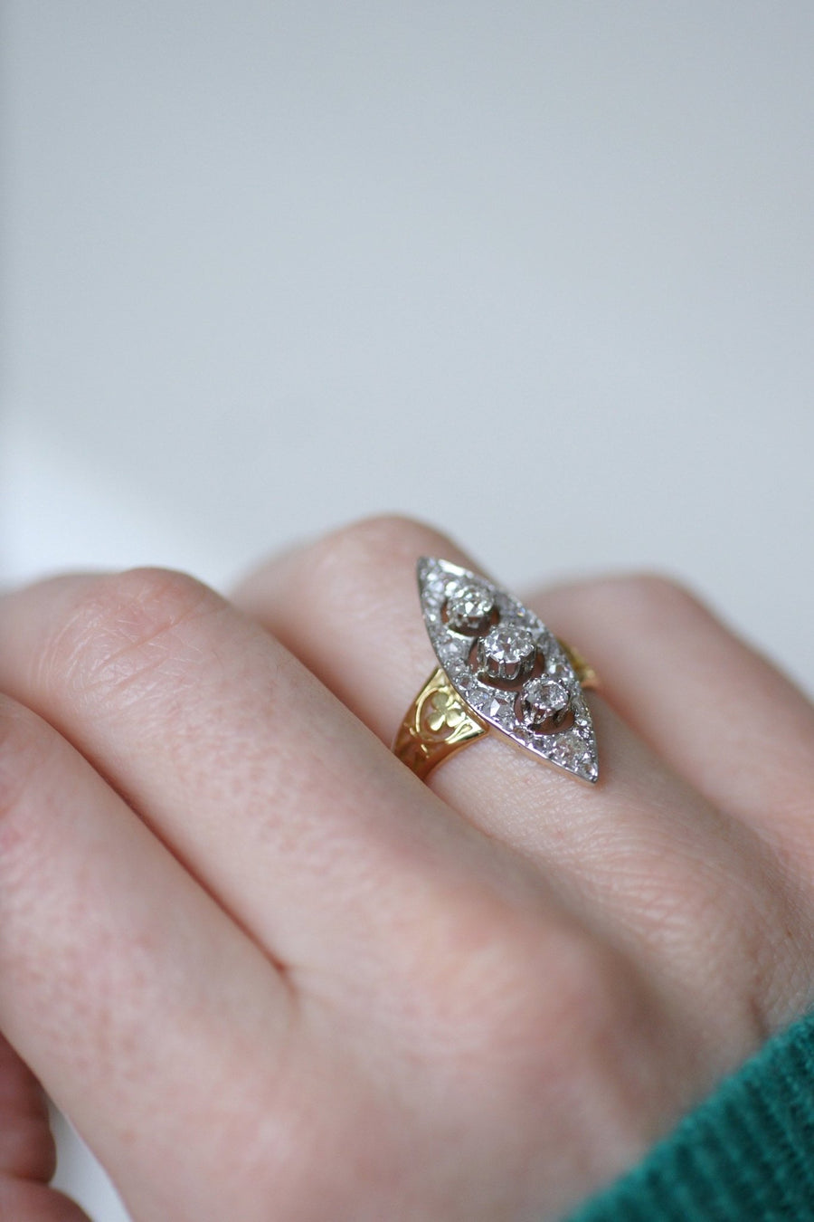 Bague marquise trèfle diamants - Galerie Pénélope