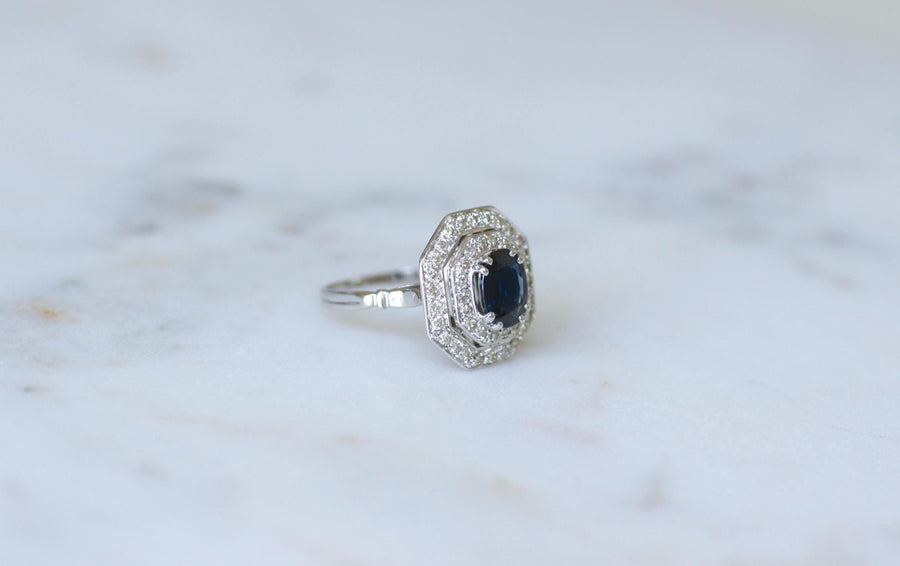 Bague Octogonale Saphir et Diamants Style Art Déco - Galerie Pénélope