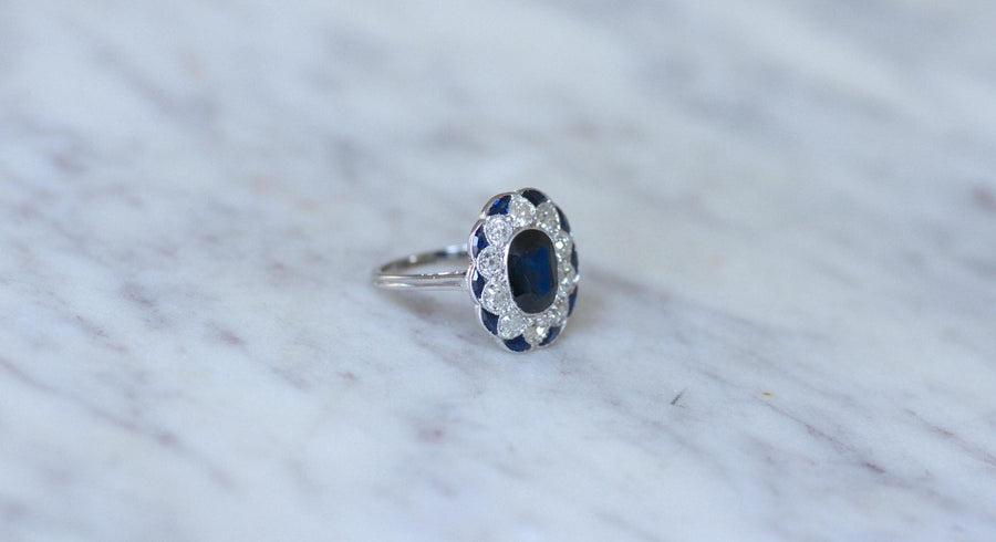 Bague Pompadour Art Déco Saphir et Diamants - Galerie Pénélope