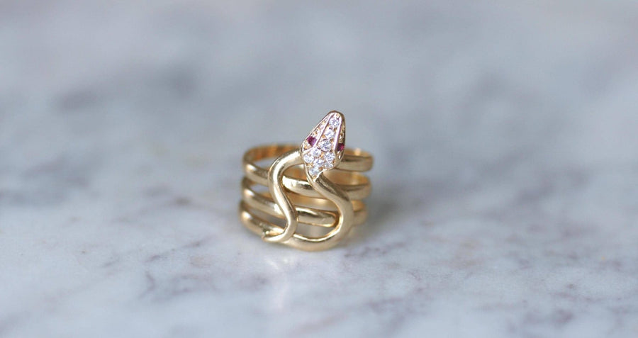 Bague Serpent Or Jaune, Diamants et Rubis - Galerie Pénélope