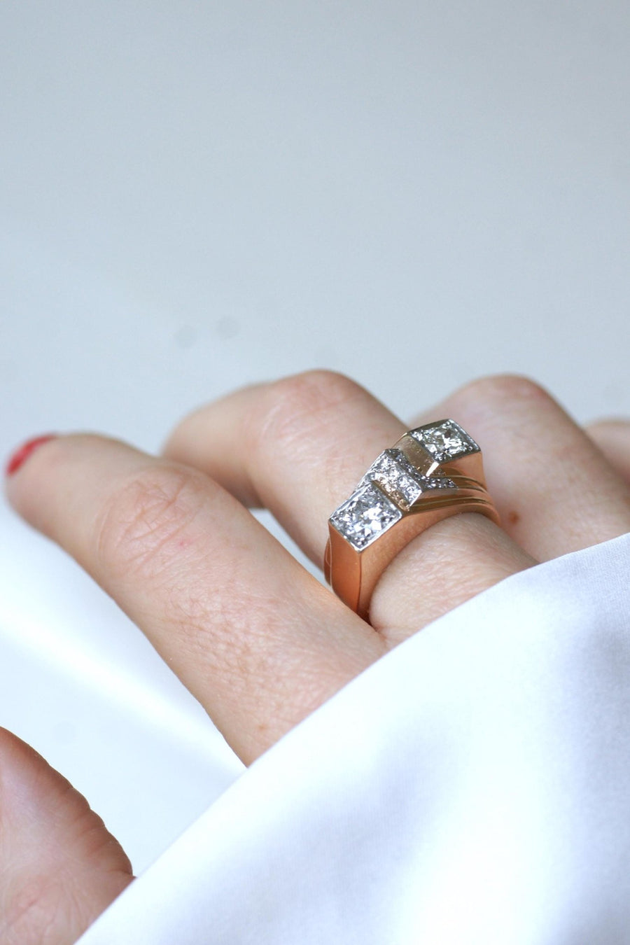 Bague Tank Asymétrique Diamants 1,20 Cts - Galerie Pénélope