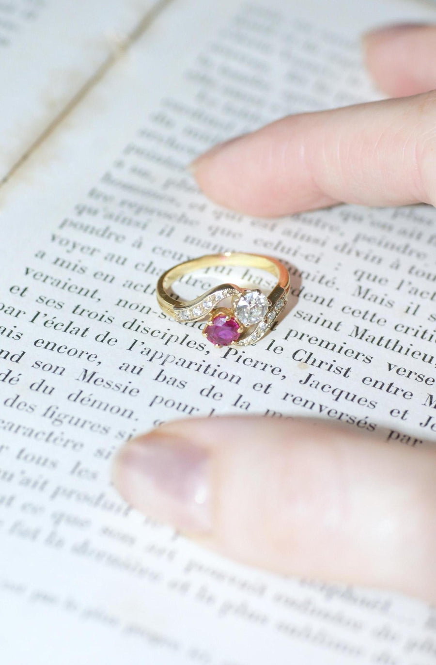 Bague Toi et Moi Rubis Birman et Diamants - Galerie Pénélope