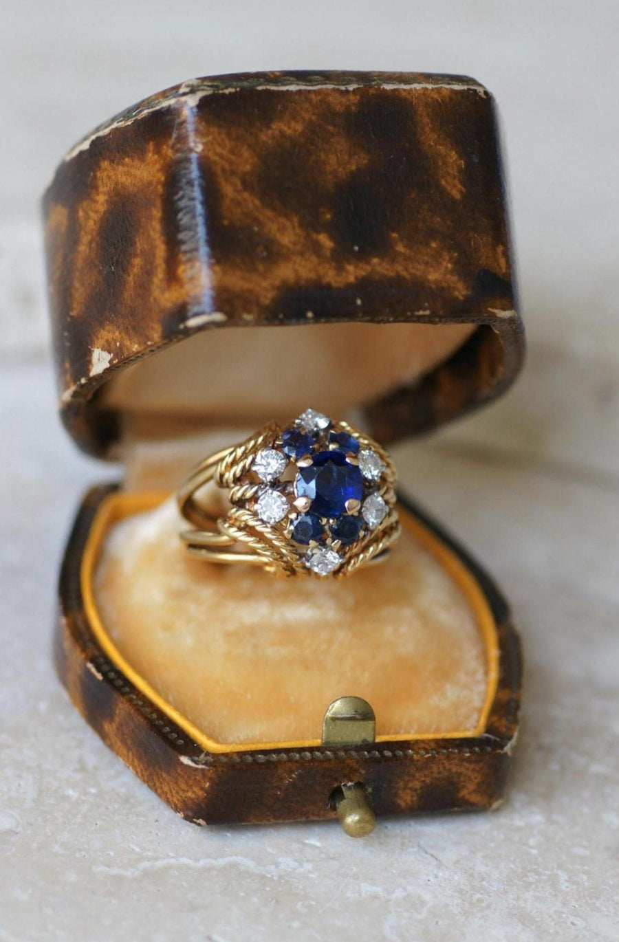 Boucheron Bague Cocktail Saphir Diamant Or Jaune - Galerie Pénélope
