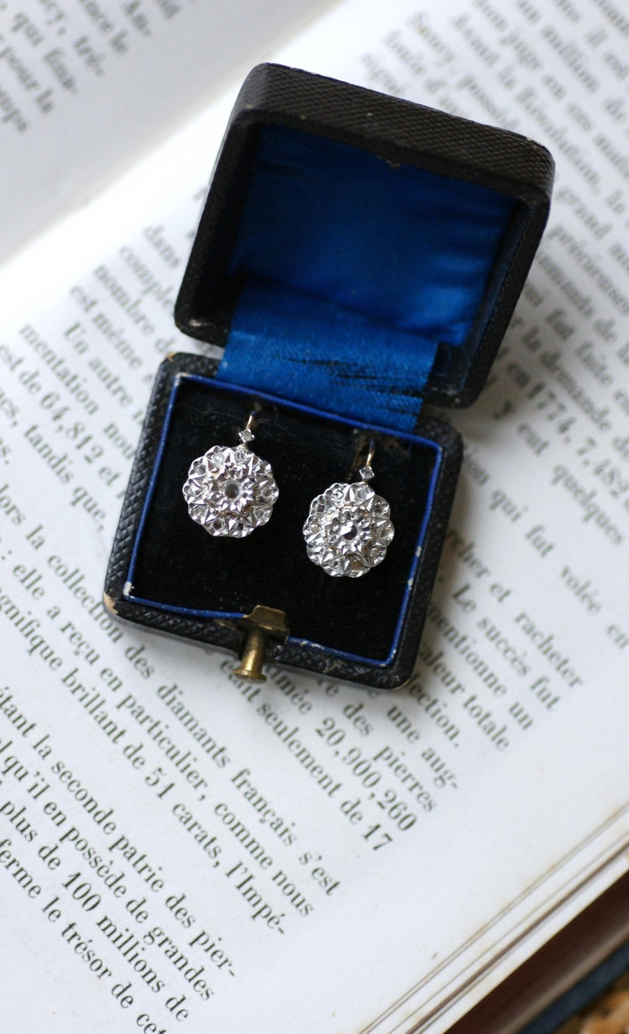 Boucles d'Oreilles Marguerite Diamants Taille Rose - Galerie Pénélope