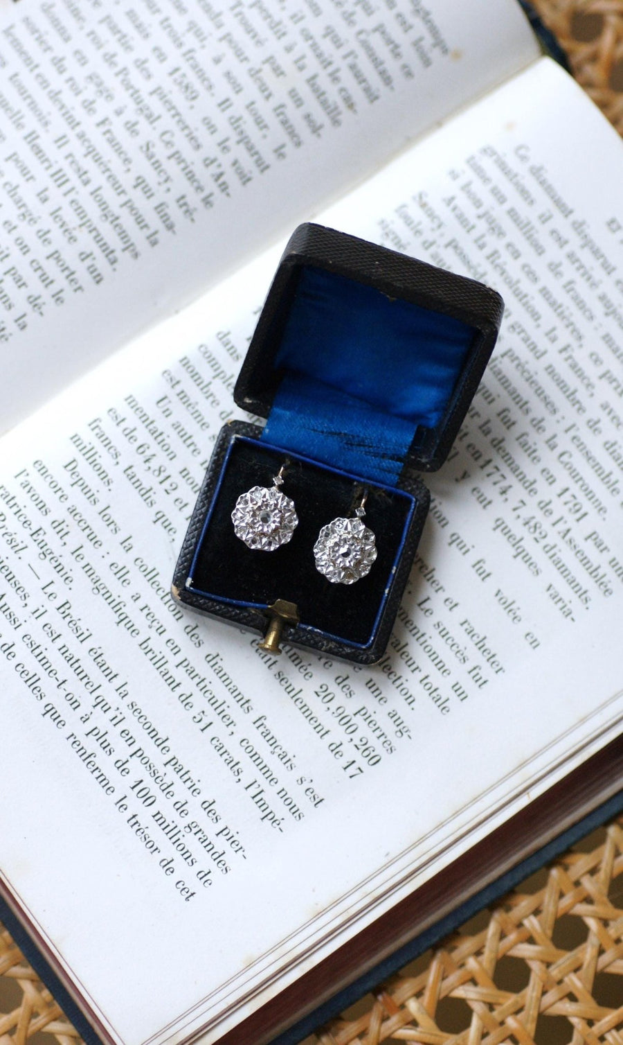 Boucles d'Oreilles Marguerite Diamants Taille Rose - Galerie Pénélope