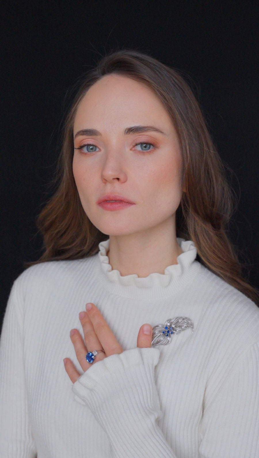Broche Clip Boucheron Saphirs et diamants - Galerie Pénélope