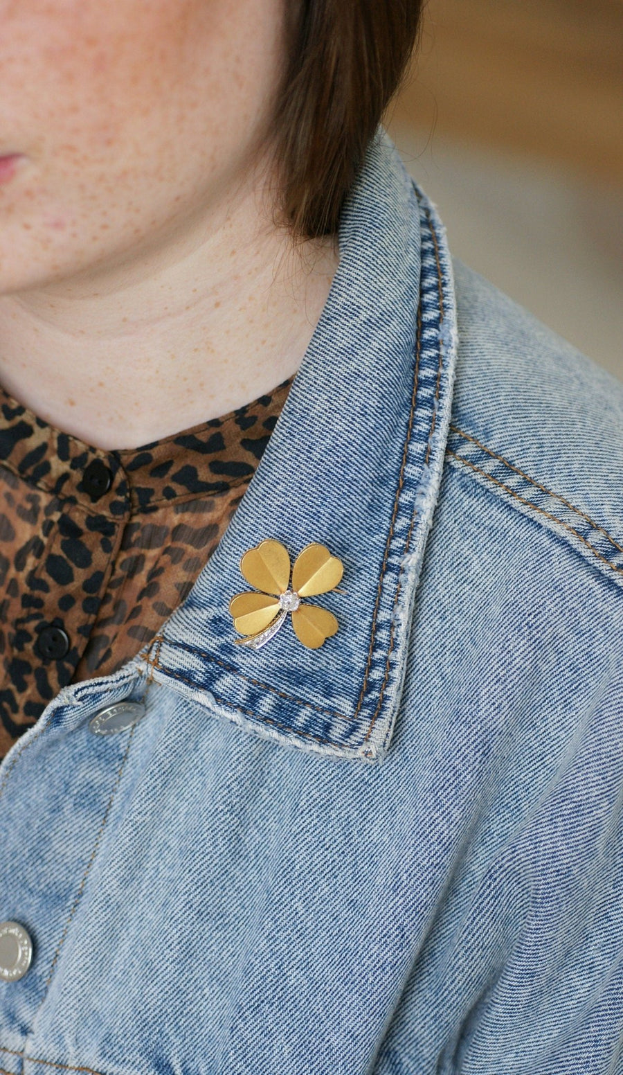 Broche Trèfle Diamants sur Or Jaune - Galerie Pénélope