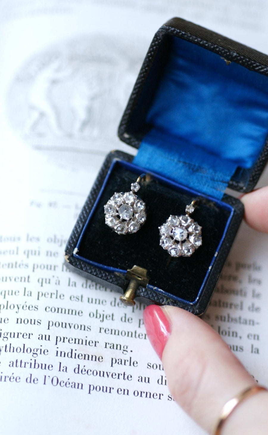 Dormeuses Marguerite Diamants Taille Rose - Galerie Pénélope