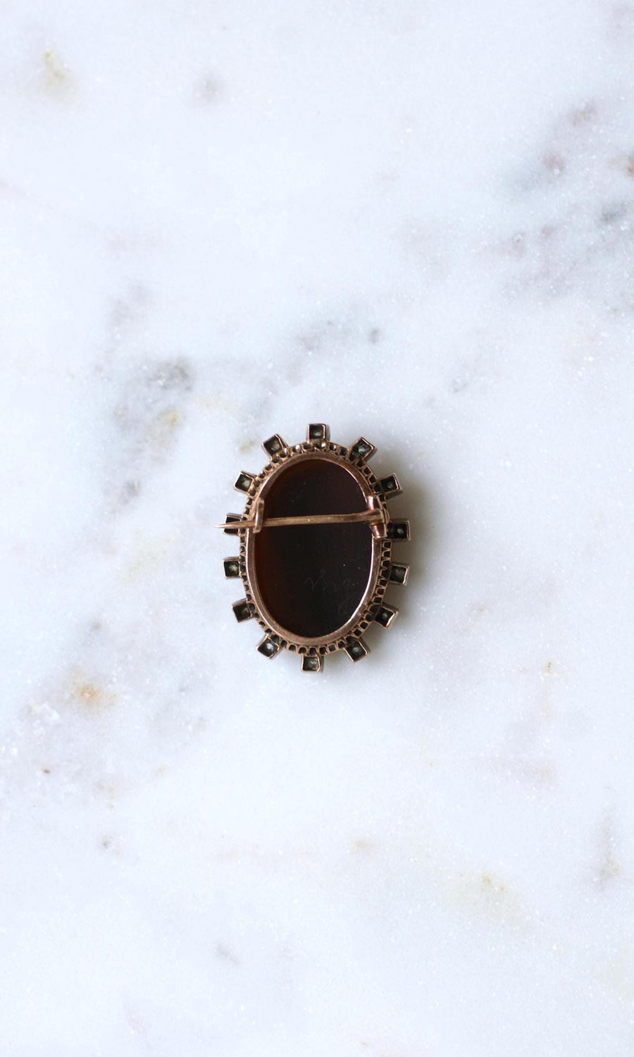 Broche Ovale Ancienne Camée Onyx et Diamants Or rose Argent