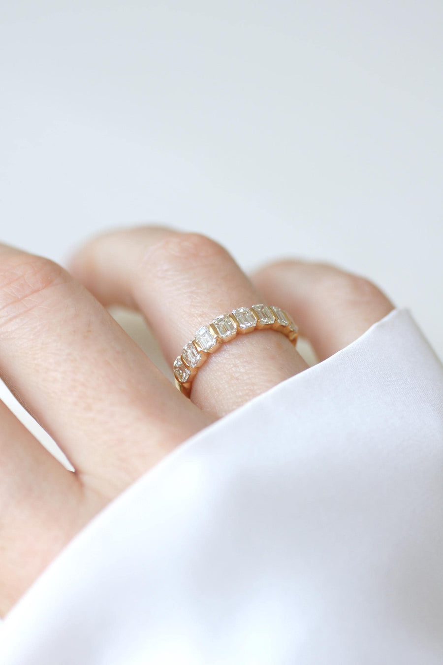 Bague Demi Alliance Diamants Taille Emeraude 1,70 Cts sur Or Jaune