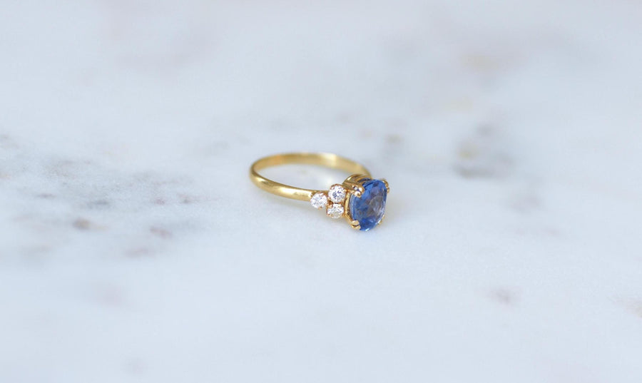 Bague Saphir Ceylan 1.60 Cts et Diamants sur Or Jaune