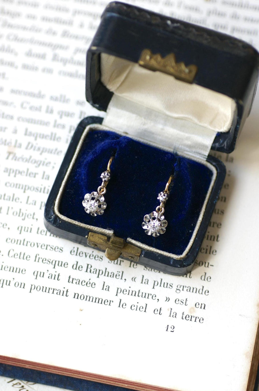 Boucles d'Oreilles Dormeuses Diamants Anciennes Or Jaune et Platine