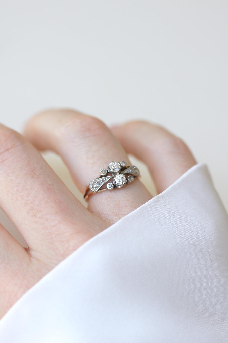 Bague Toi et Moi Diamants Belle époque Or Rose Platine