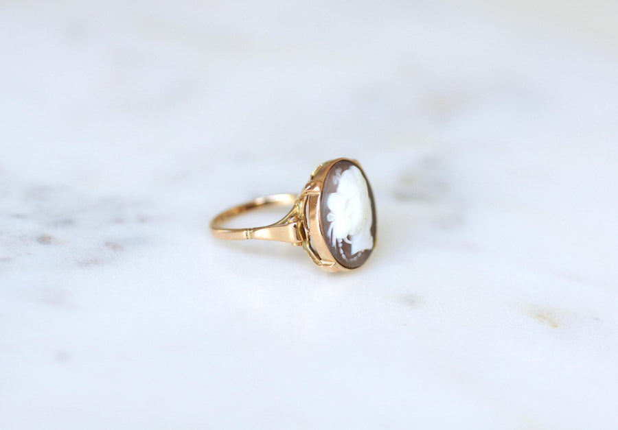 Bague Rétro Camée Coquille sur Or Rose
