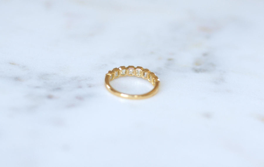 Bague Demi Alliance Diamants Taille Emeraude 1,70 Cts sur Or Jaune