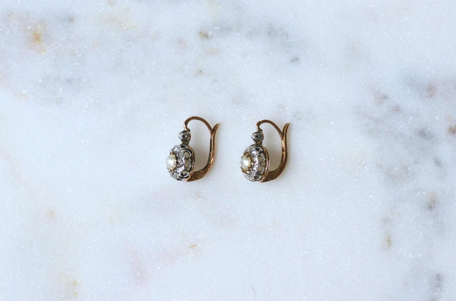 Boucles d'Oreilles Dormeuses Anciennes Perles Fines et Diamants sur Or et Argent