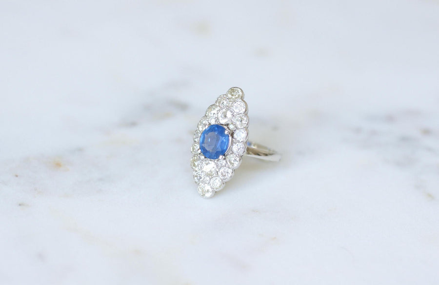 Bague Marquise Saphir 2.20 Cts et Diamants 3.50 Cts sur Or Blanc
