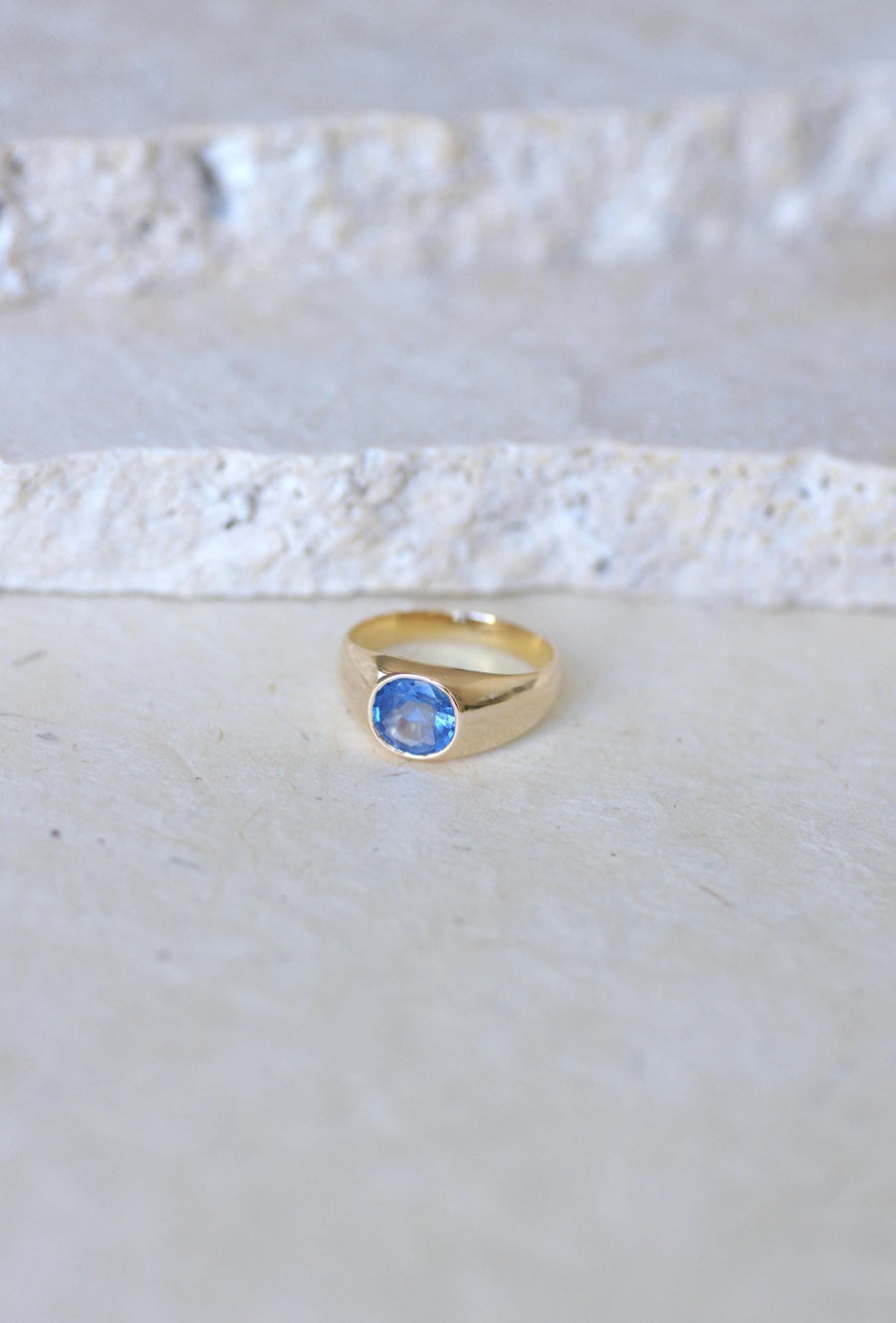 Bague Jonc Saphir de Ceylan Non Chauffé 1,30 Cts sur Or Jaune