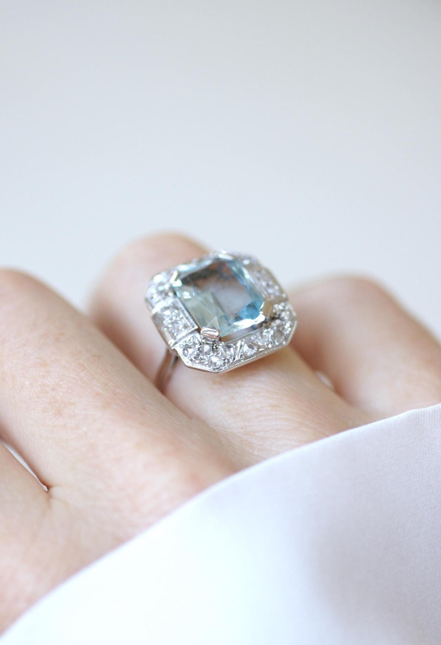Bague Art Déco Octogonale Aigue-Marine 4,90 Cts et Diamants sur Or et Platine