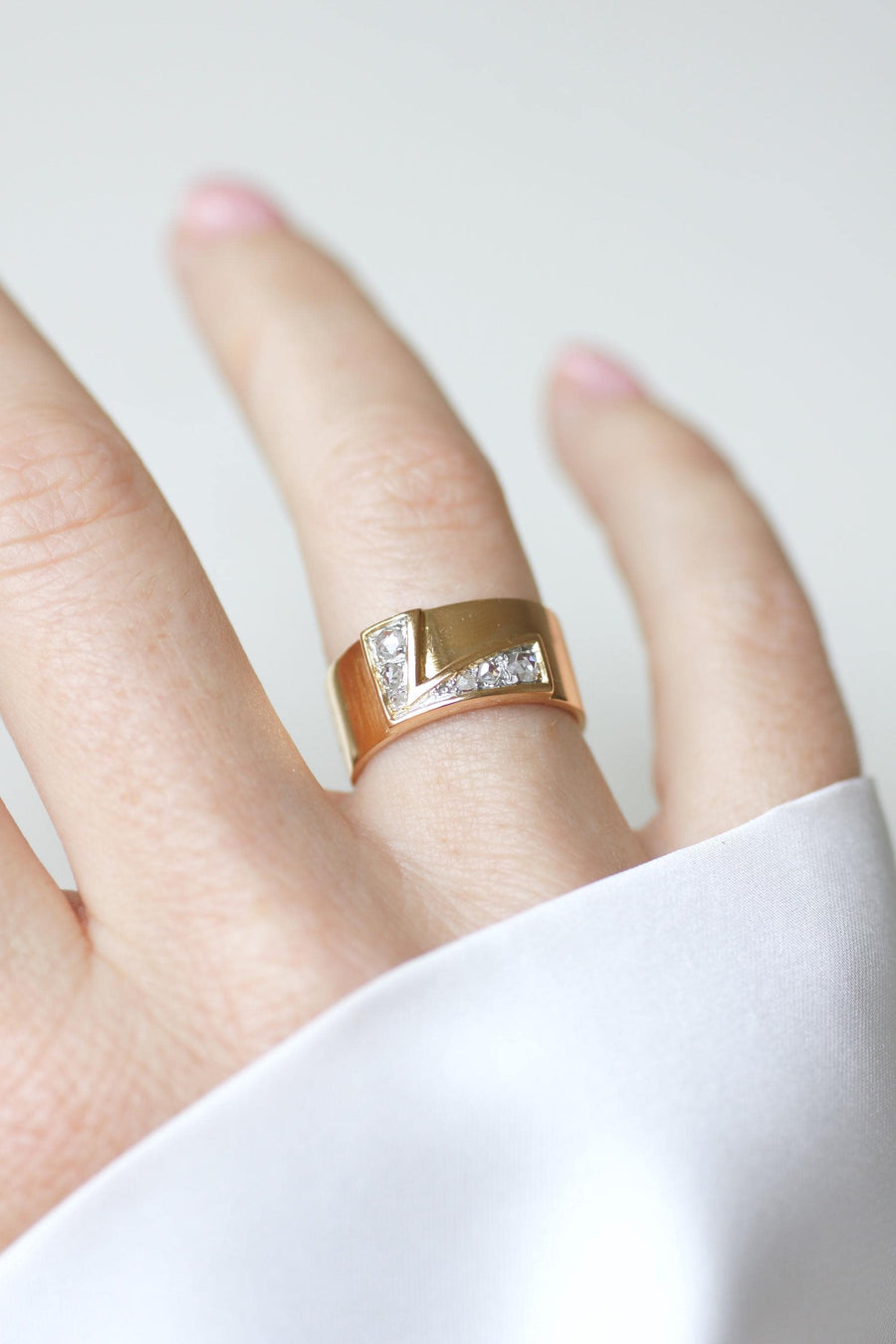 Bague Bandeau Lettre Initiale L Diamants sur Or rose et Platine