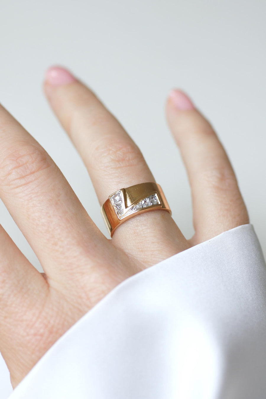 Bague Bandeau Lettre Initiale L Diamants sur Or rose et Platine