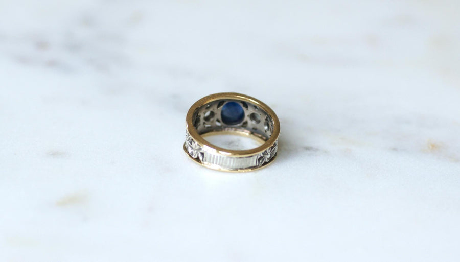 Bague Saphir Cabochon 2,80 Cts et Diamants sur Or jaune et Argent