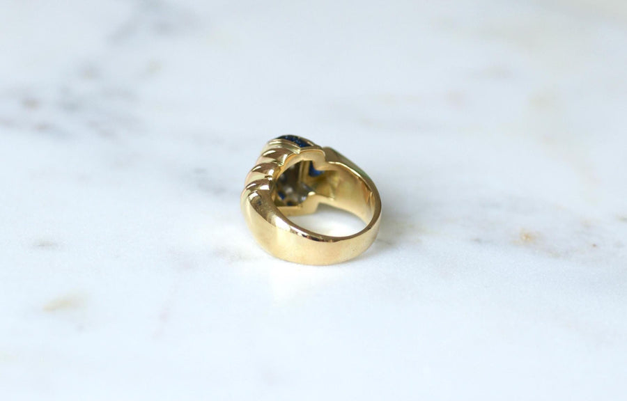 Bague Tank Asymétrique Diamants et Saphirs sur Or Jaune et Rose