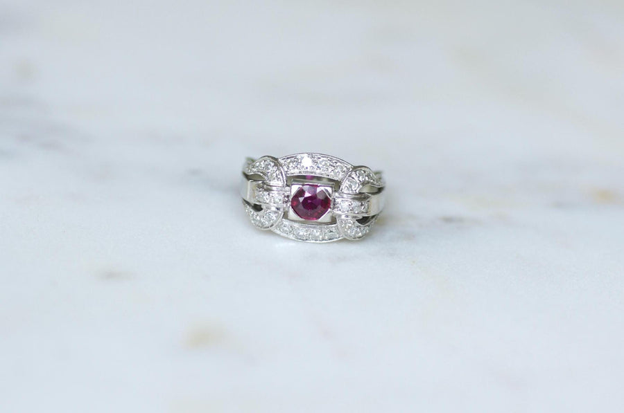 Bague Art Déco Rubis et Diamants sur Platine