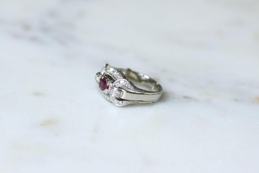 Bague Art Déco Rubis et Diamants sur Platine