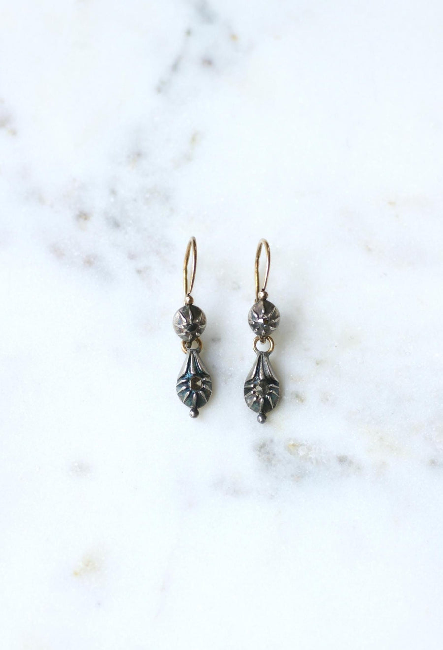 Boucles d'Oreilles Dormeuses Diamants Anciennes Or et Argent