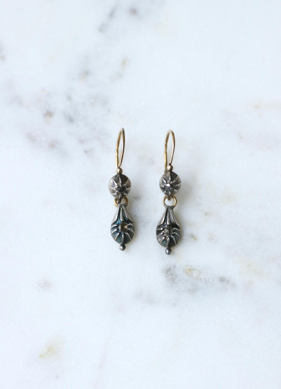 Boucles d'Oreilles Dormeuses Diamants Anciennes Or et Argent
