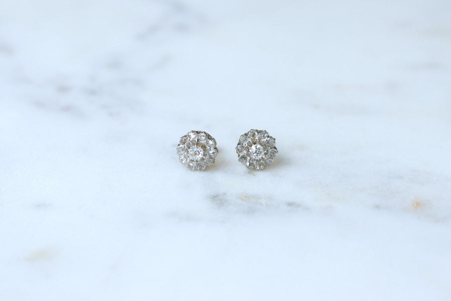 Boucles d'Oreilles Marguerite Diamants 0.70 Ct sur Or et Platine