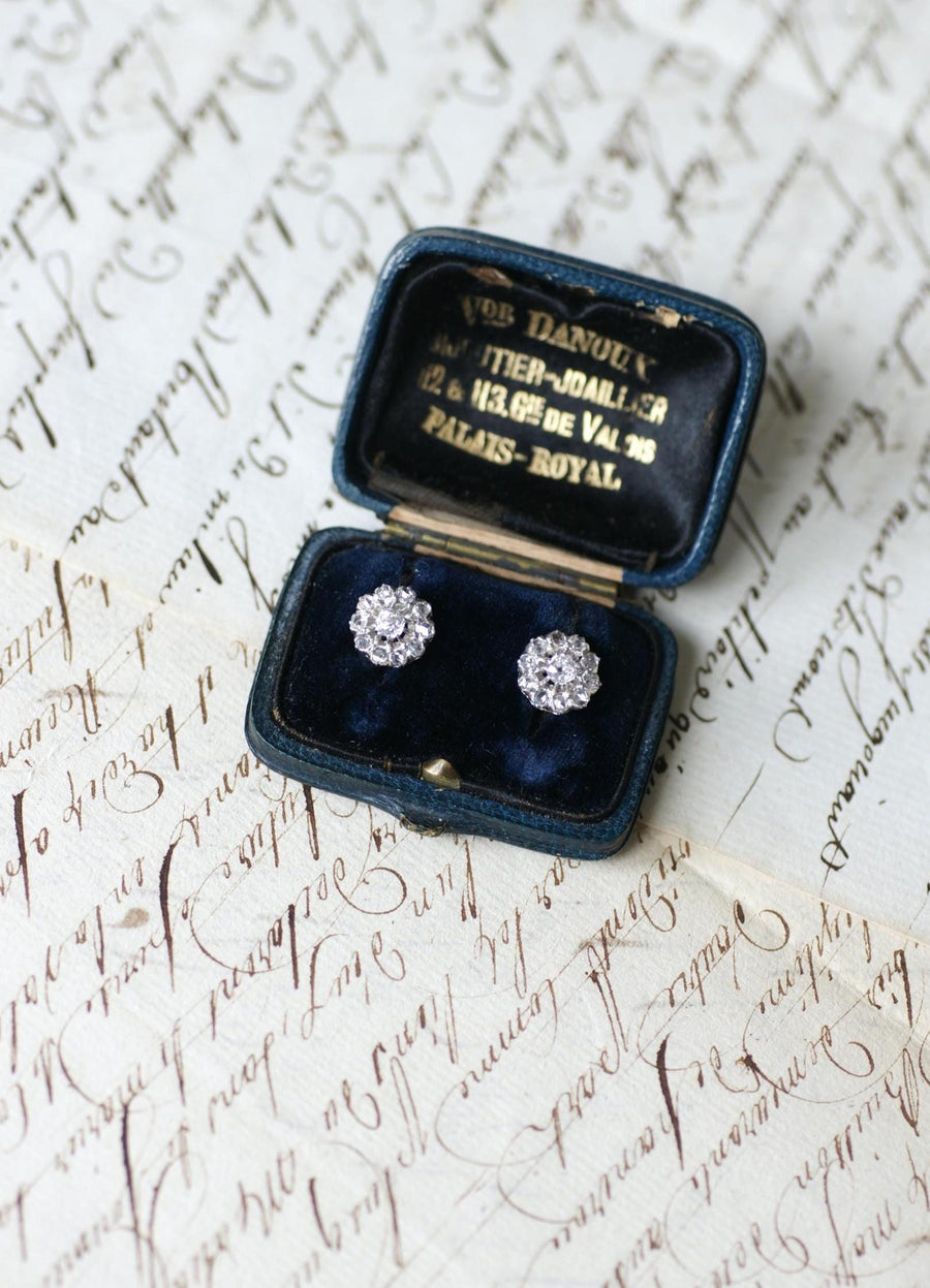 Boucles d'Oreilles Marguerite Diamants 0.70 Ct sur Or et Platine