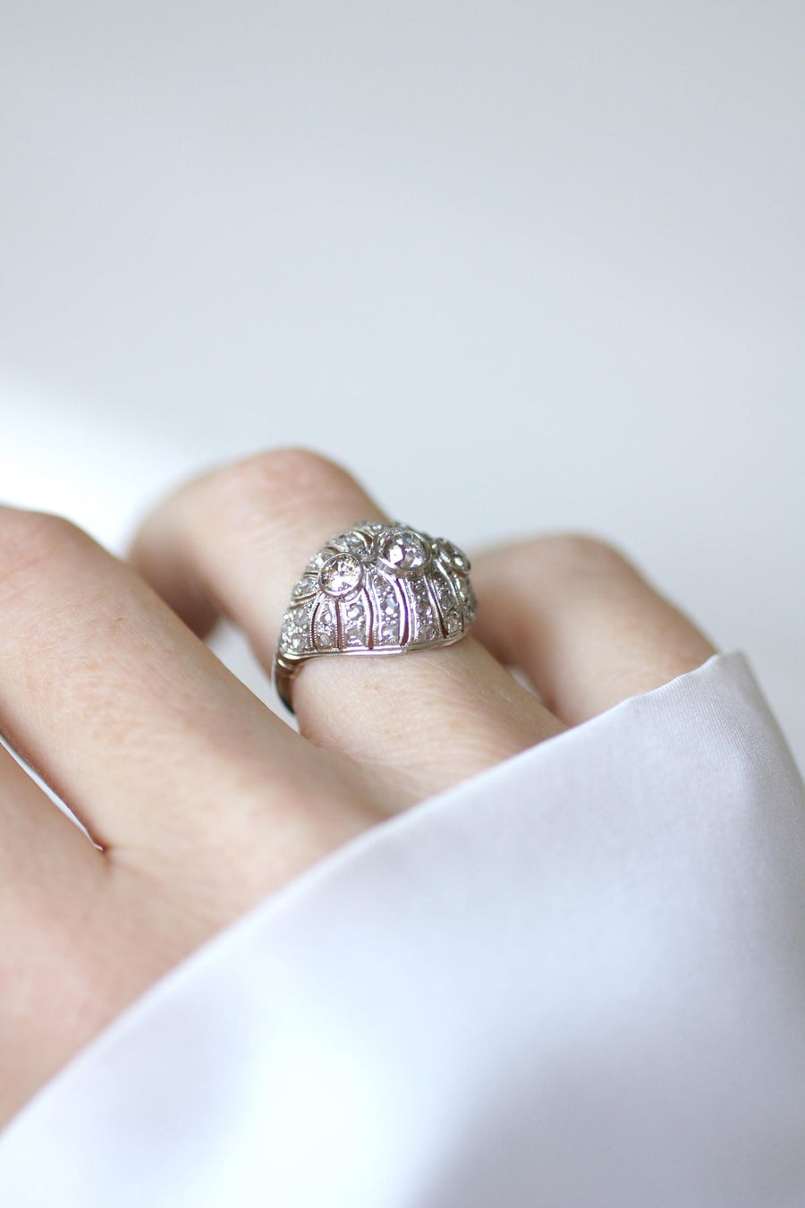 Bague Dôme Art Déco Diamants 1,30 Cts sur Platine