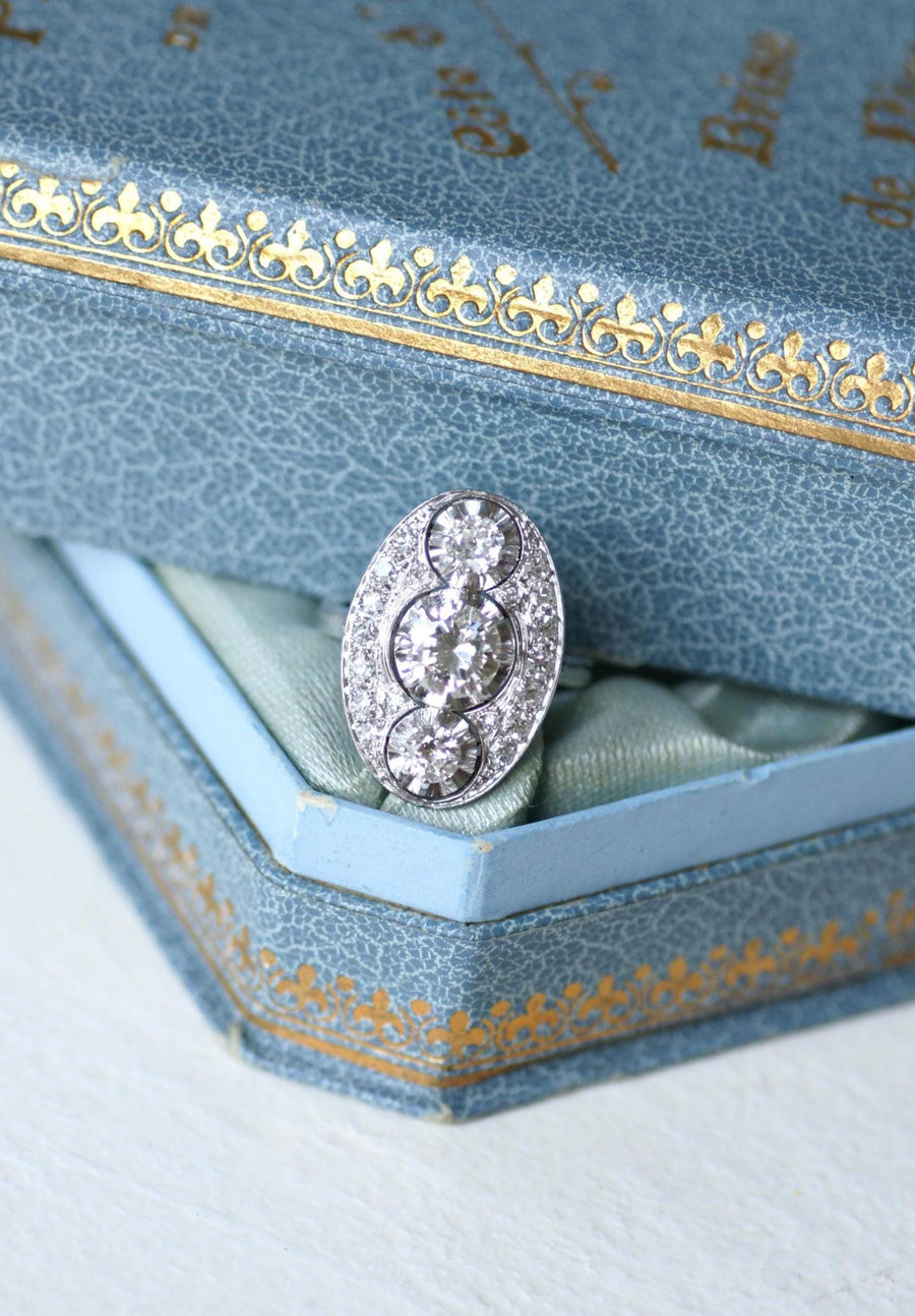 Bague Ovale Art Deco Diamants 2.10 Cts Platine & Or Blanc