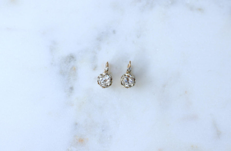 Boucles d'Oreilles Dormeuses Anciennes Diamants Rose Couronnée sur Or Rose et Platine