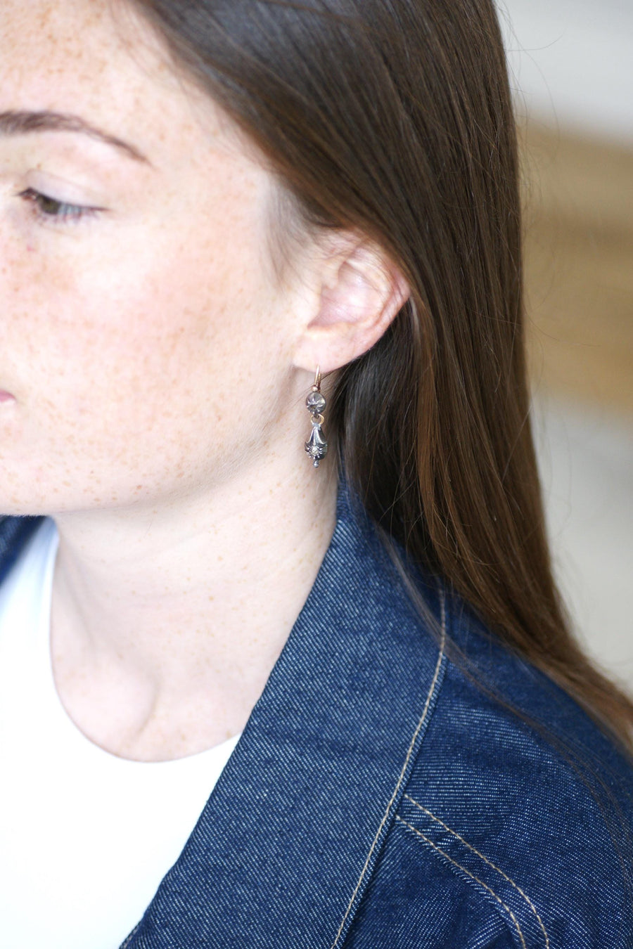 Boucles d'Oreilles Dormeuses Diamants Anciennes Or et Argent