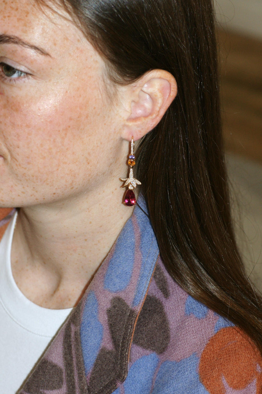 Lorenz Bäumer Longues Boucles d'Oreilles Rubellite, Saphir, Héliodore et Diamant sur Or Jaune