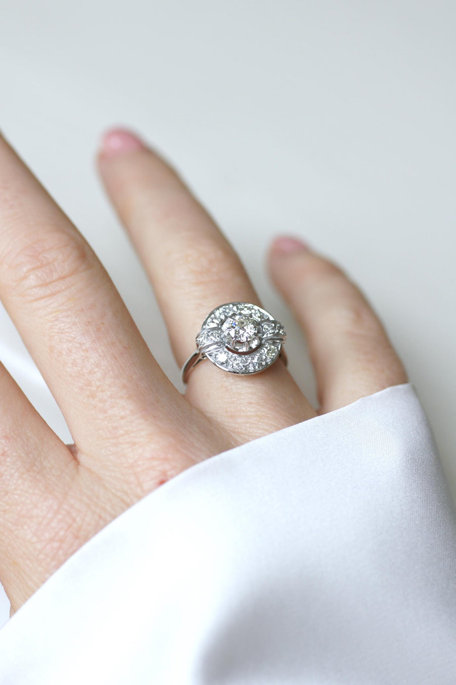 Bague Cible Art Déco Diamants 1,05 Cts sur Or blanc et Platine