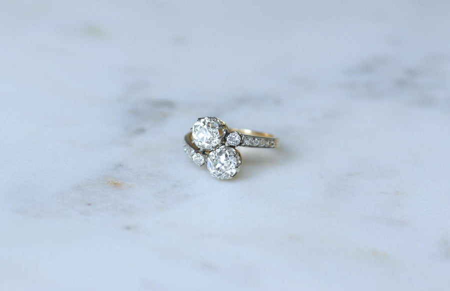 Bague Ancienne Toi et Moi Diamants 2,60 Cts sur Or Jaune et Platine