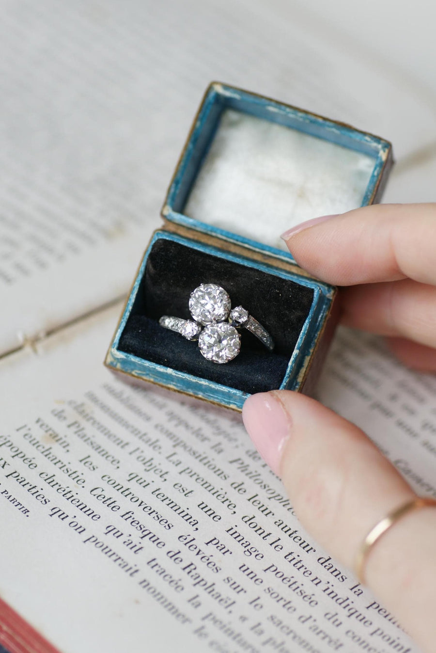 Bague Ancienne Toi et Moi Diamants 2,60 Cts sur Or Jaune et Platine