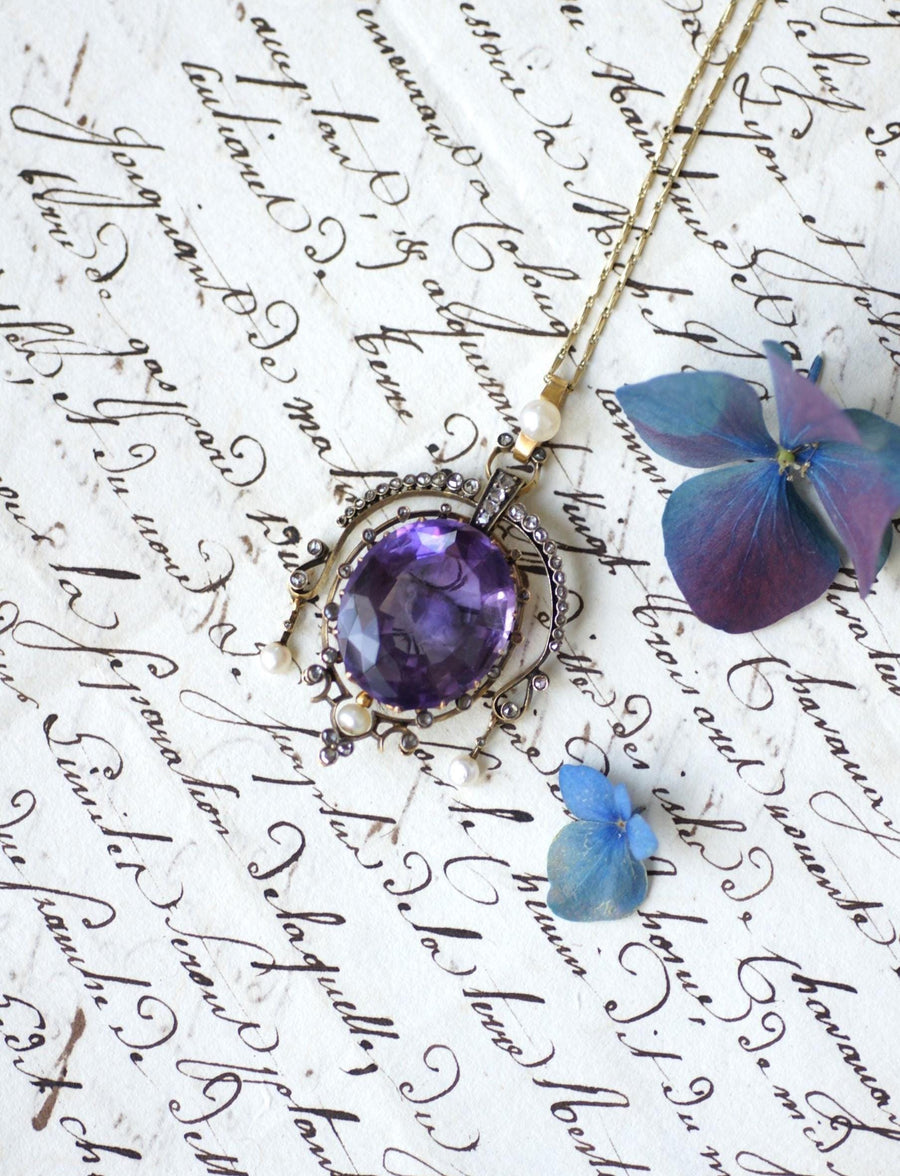 Pendentif Ancien Améthyste Diamants et Perles fines sur Or Rose et Argent