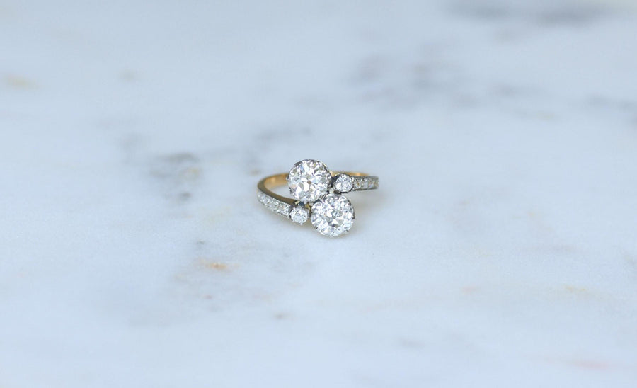 Bague Ancienne Toi et Moi Diamants 2,60 Cts sur Or Jaune et Platine