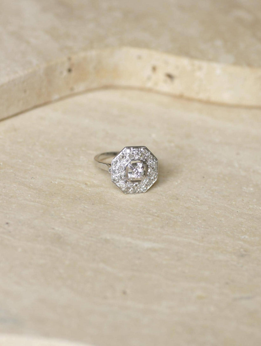 Bague Octogonale Art Déco Platine et Diamants 0,65 Ct