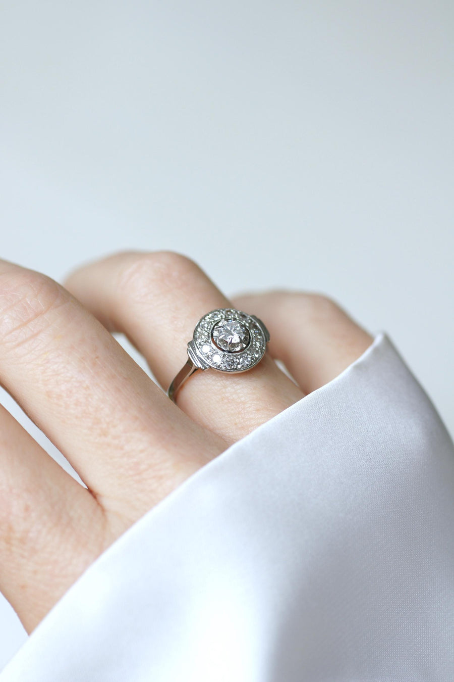 Bague Cible Art Déco Diamants 0,75 Ct sur Or blanc et Platine