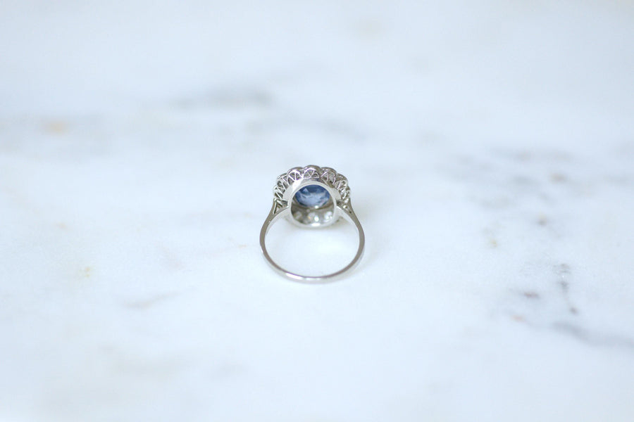 Bague Pompadour Art Déco Saphir de Ceylan 2,80 Cts et Diamants sur Platine
